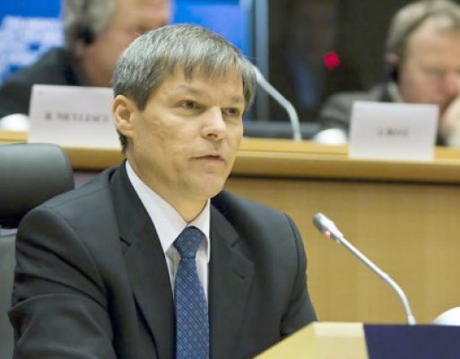 Cioloş, propus pentru un nou mandat de comisar european